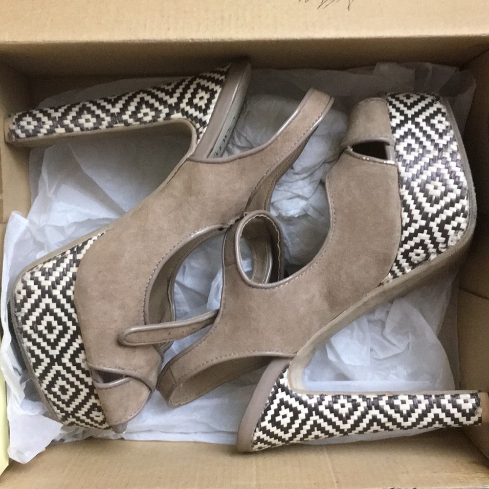 Tan Platform Heels, 6